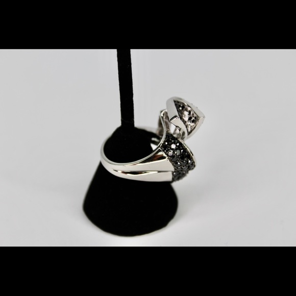 STATEMENT RING Hearts Entwined NWT - Picture 2 of 3